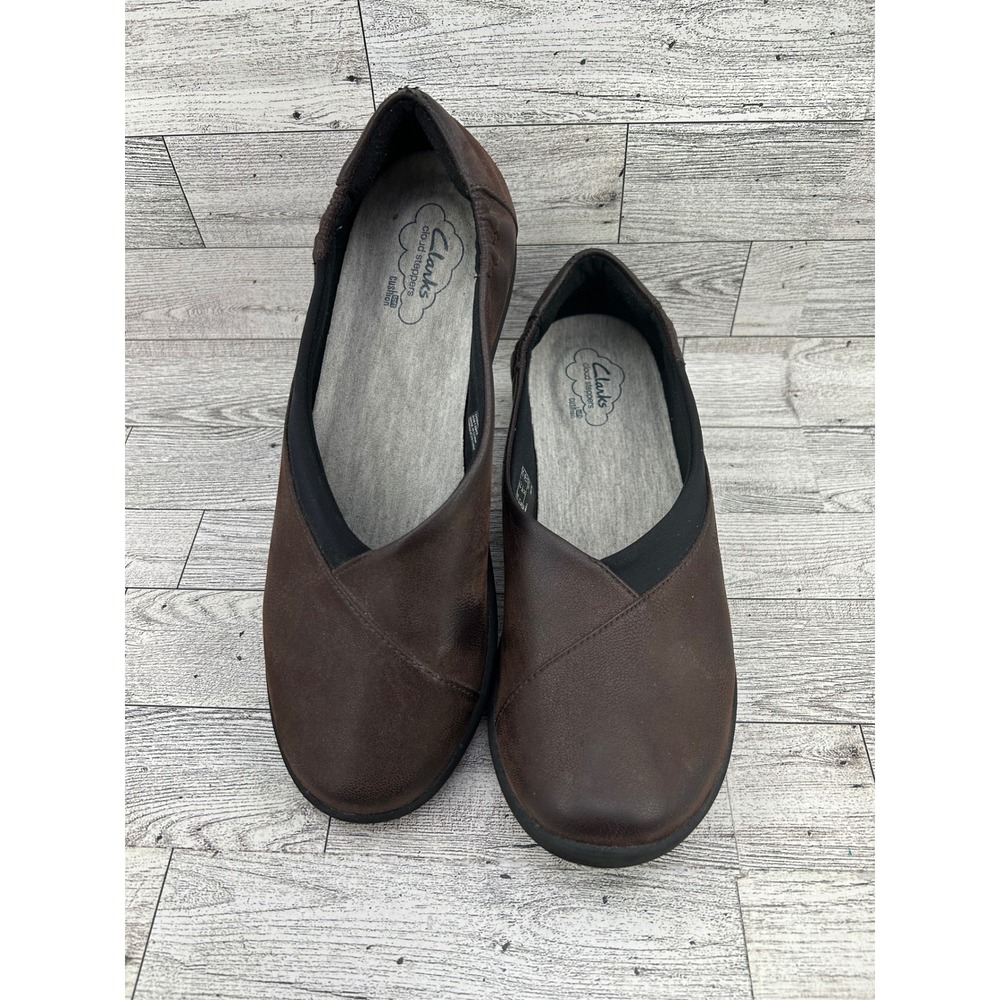 Clarks Cloudsteppers Women Brown Leather Slip On Loafer Flats Shoes Size 8.5M
